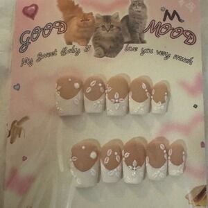 Press On Nails Tan French‎ Tip Floral White Cute Kawaii Cat Aesthetic